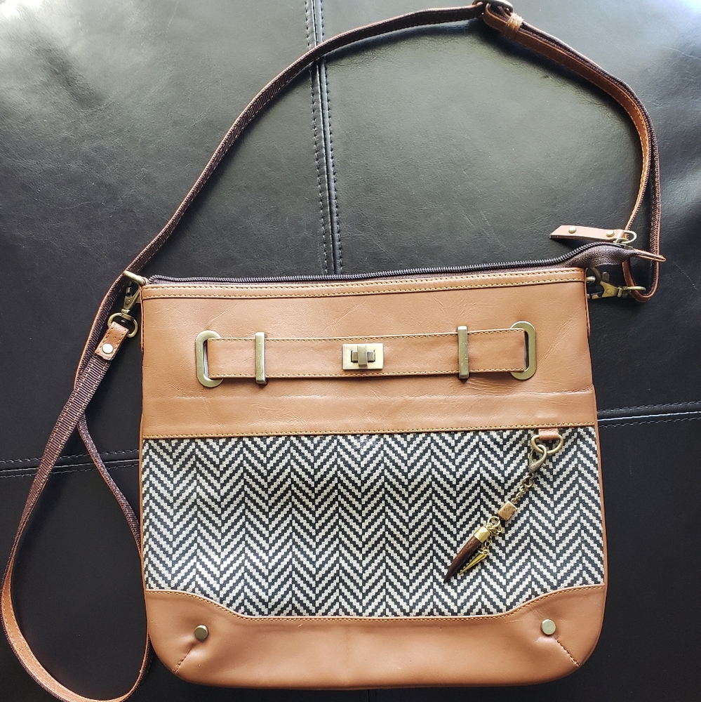 Vaan & Co Leather Crossbody Boho Stiched Purse Bag